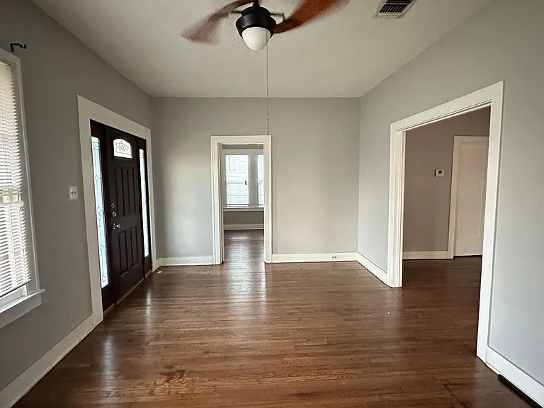 942 Bailey Ave — Photo 19