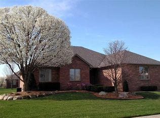 21830 Town Gate Dr, Macomb, MI 48044