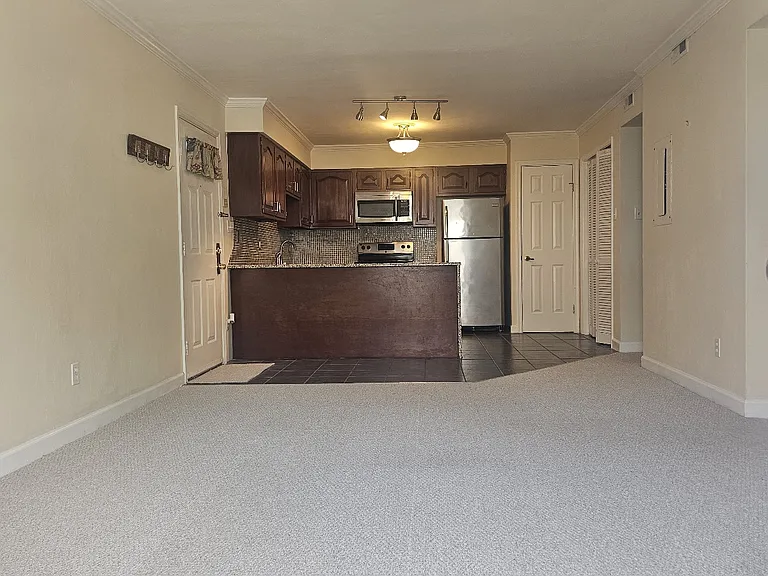 849 Baldwin Ave #1C — Photo 11