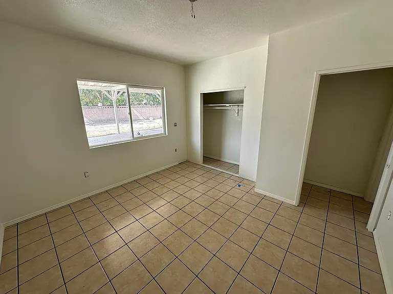 161 Albert Ave — Photo 6