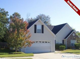 989 Harbins Pass Dr, Dacula, GA 30019