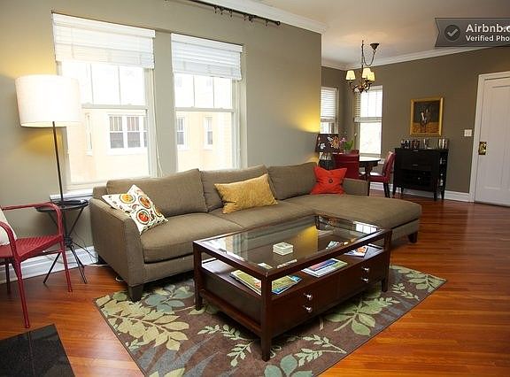 3rd image of 3133 W Palmer Blvd APT 2