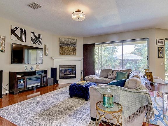 3rd image of 13010 Creek Manor Ct