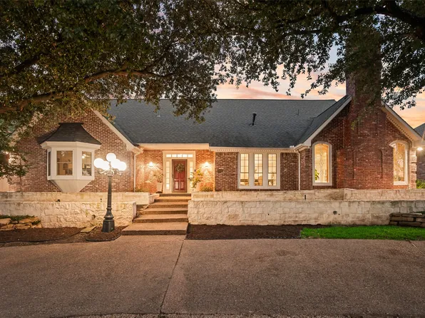 2406 Club Creek Blvd, Garland, TX 75043