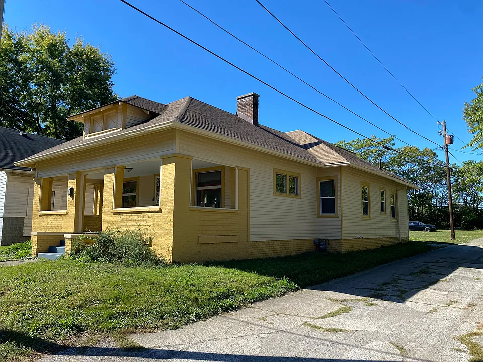 3020 Shriver Ave