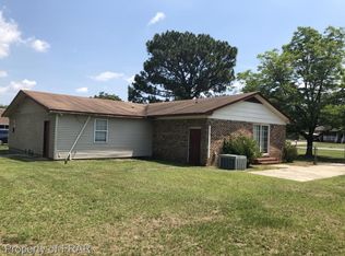 2518 Bel Aire St, Fayetteville, NC 28306
