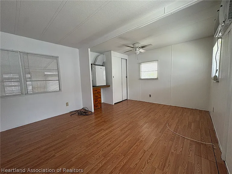 4506 Ferdinand Ave — Photo 5