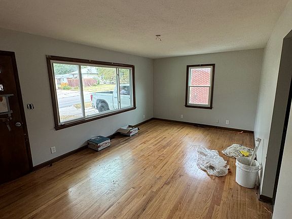 4th image of 1800 N 56th St
