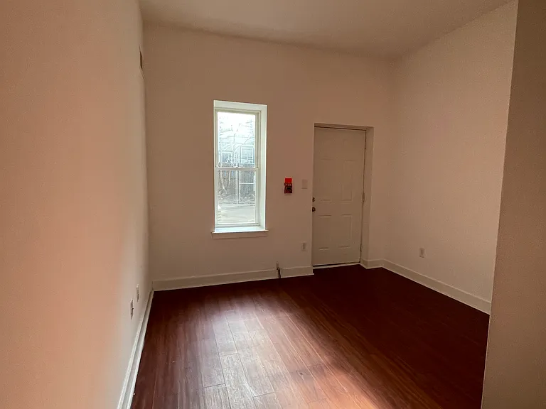 6026 Market St #1 — Photo 12