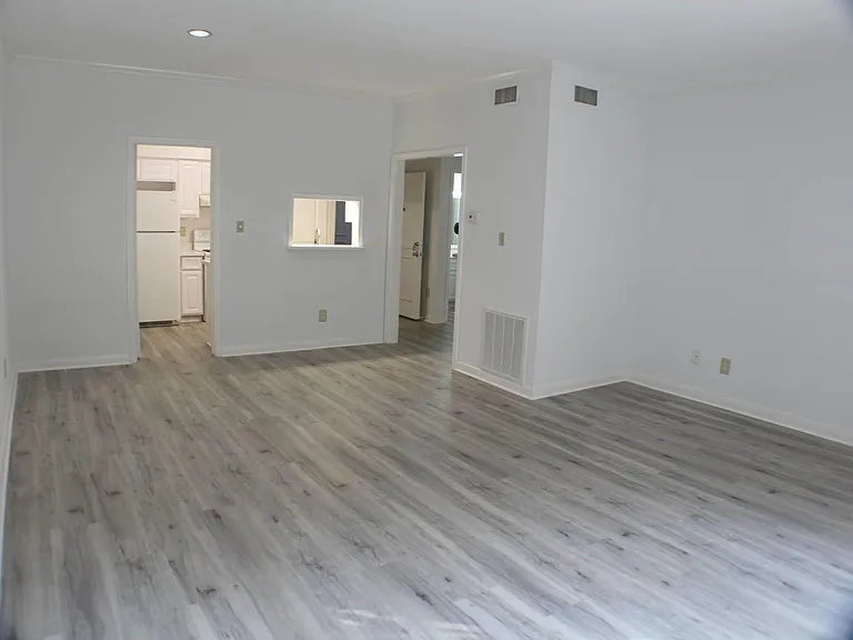 2425 Underwood St #157 — Photo 1