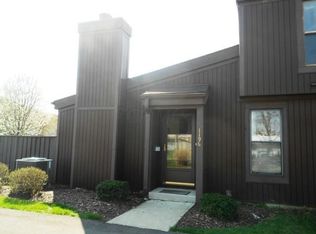 1196 Crescent Heights Rd, Marion, OH 43302