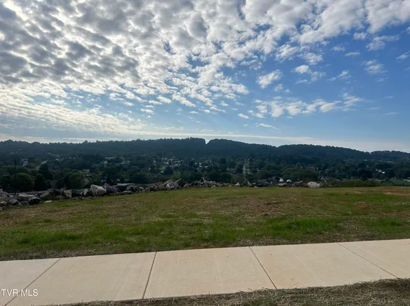 95 Glaze Farm Way, Johnson City, TN 37601