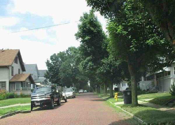 2nd image of 1159 Collinwood Ave
