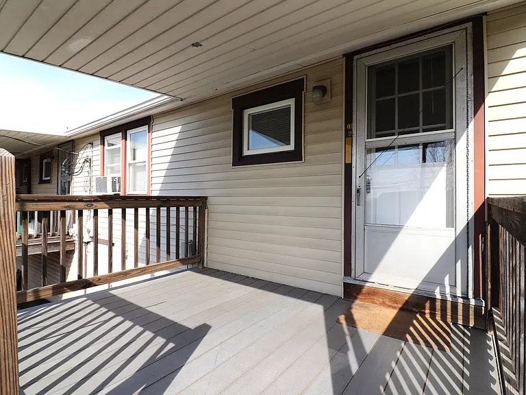 15 Akron Rd #A — Photo 2