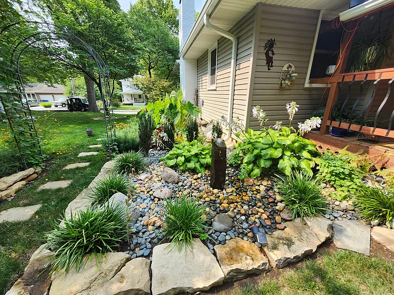 As you sit on the deck enjoy the relaxing sounds of water flowing from the fountain