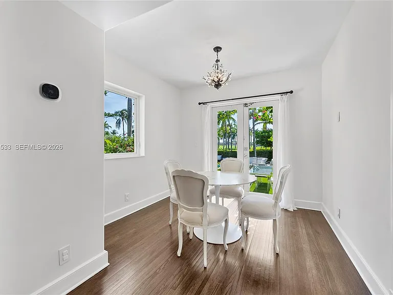 5800 La Gorce Dr — Photo 9
