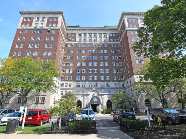 3900 Rose Hill Ave APT 402B, Cincinnati, OH 45229