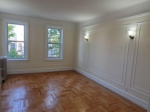 5th image of 2165 Chatterton Ave APT 9B