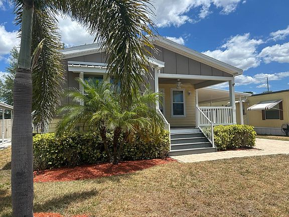 2nd image of 8813 Lochmoor Rd #45