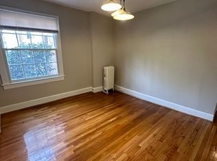 2532 Q St NW APT 2, Washington, DC 20007