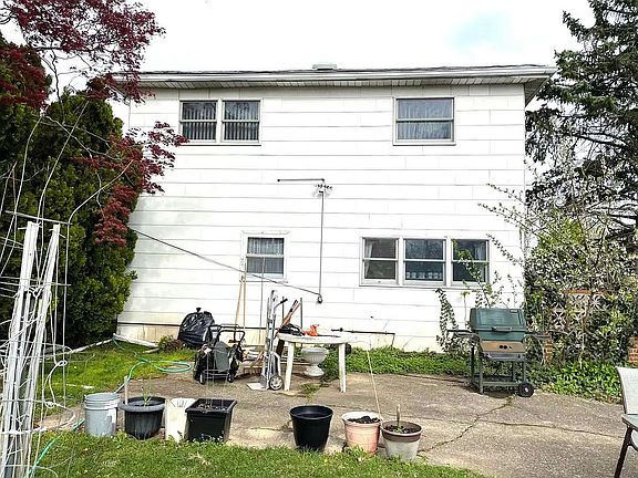4th image of 68 Oliver Pl