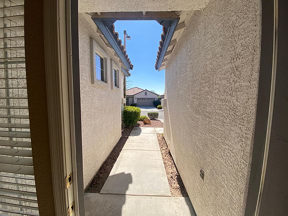 5th image of 2737 Grande Valley Dr