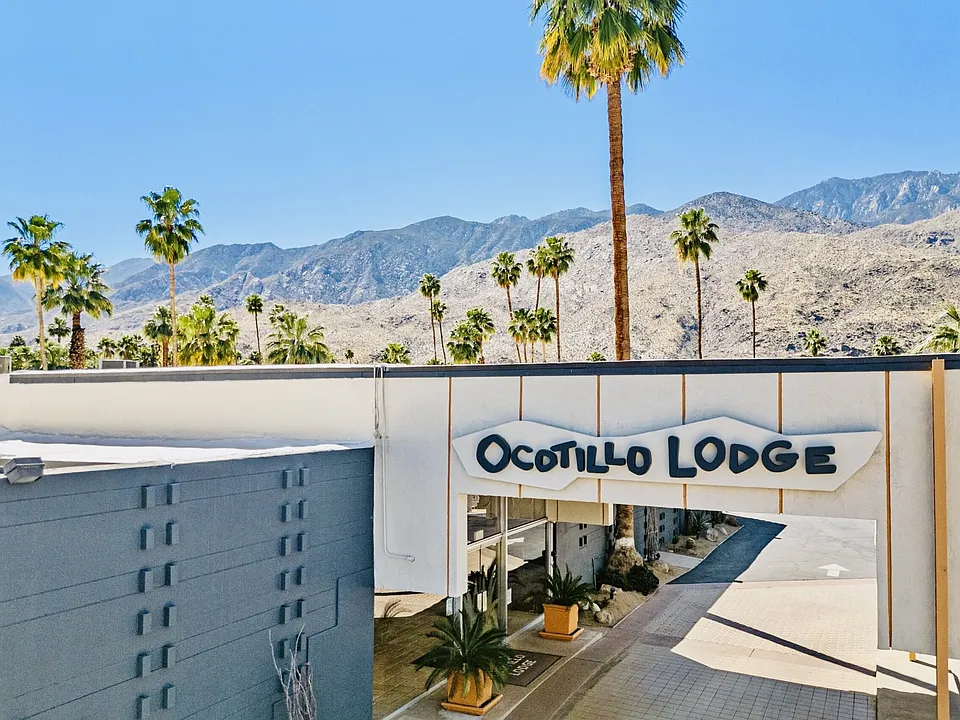 1111 E Palm Canyon Dr #109