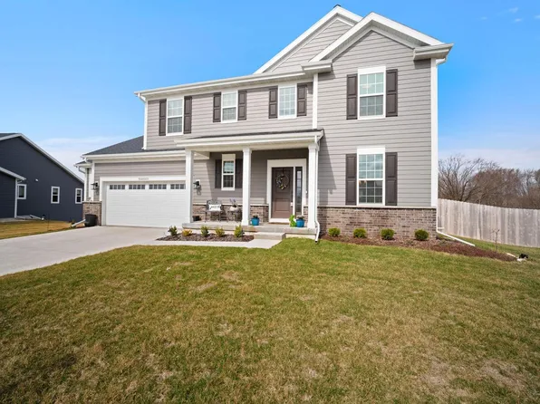 W242N5657 Peppertree DRIVE WEST West, Sussex, WI 53089