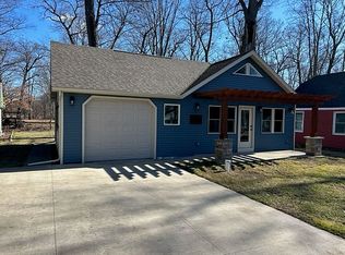 533 Stuart Lake Rd, Marshall, MI 49068