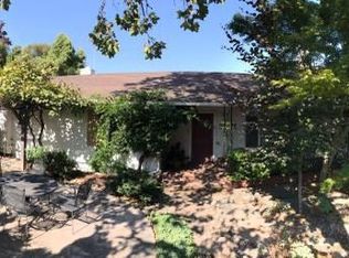 46 La Cresta Rd, Orinda, CA 94563