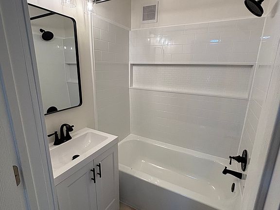 5th image of 312 70th St #1