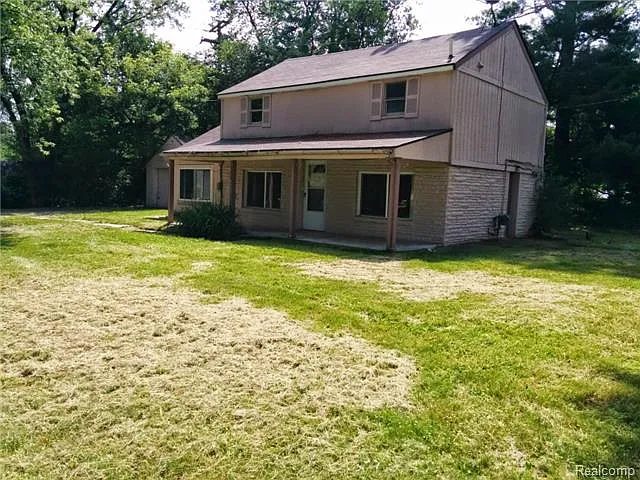 27825 David St photo 1