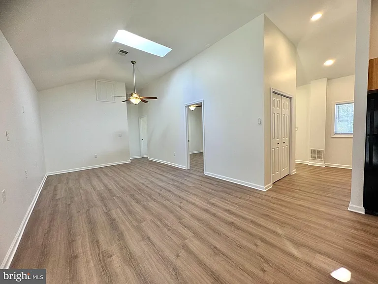 8190 Marshall Corner Rd — Photo 10