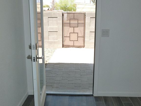 5th image of 7102 E Oak St APT 05