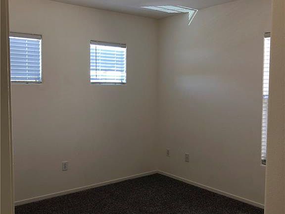 4th image of 9210 Pembrook Falls Ave #0