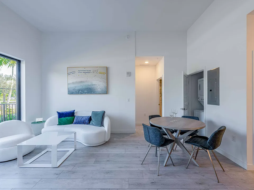 Countyline Apartments