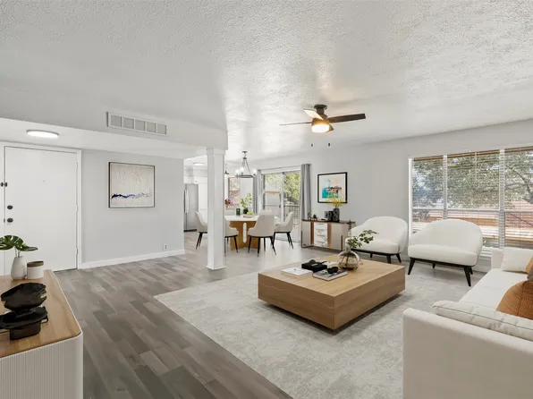 10526 Stone Canyon Rd APT 201, Dallas, TX 75230