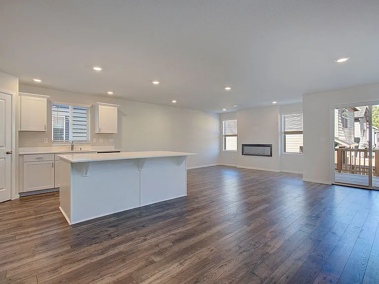 1405 NE 121st Ave — Photo 9