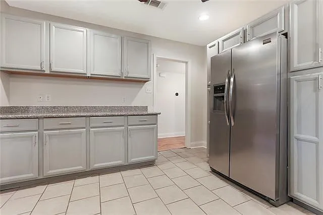 6818 Louis Xiv St — Photo 6