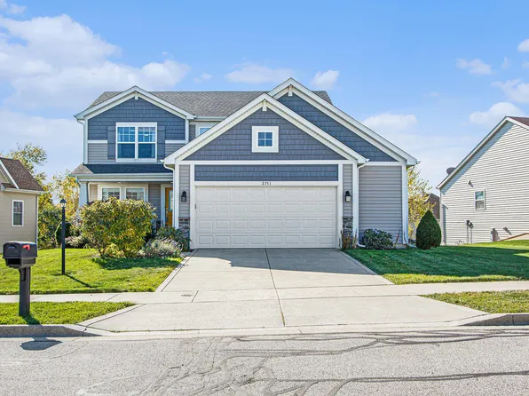 2751 Kildare Courtyard, Valparaiso, IN 46385