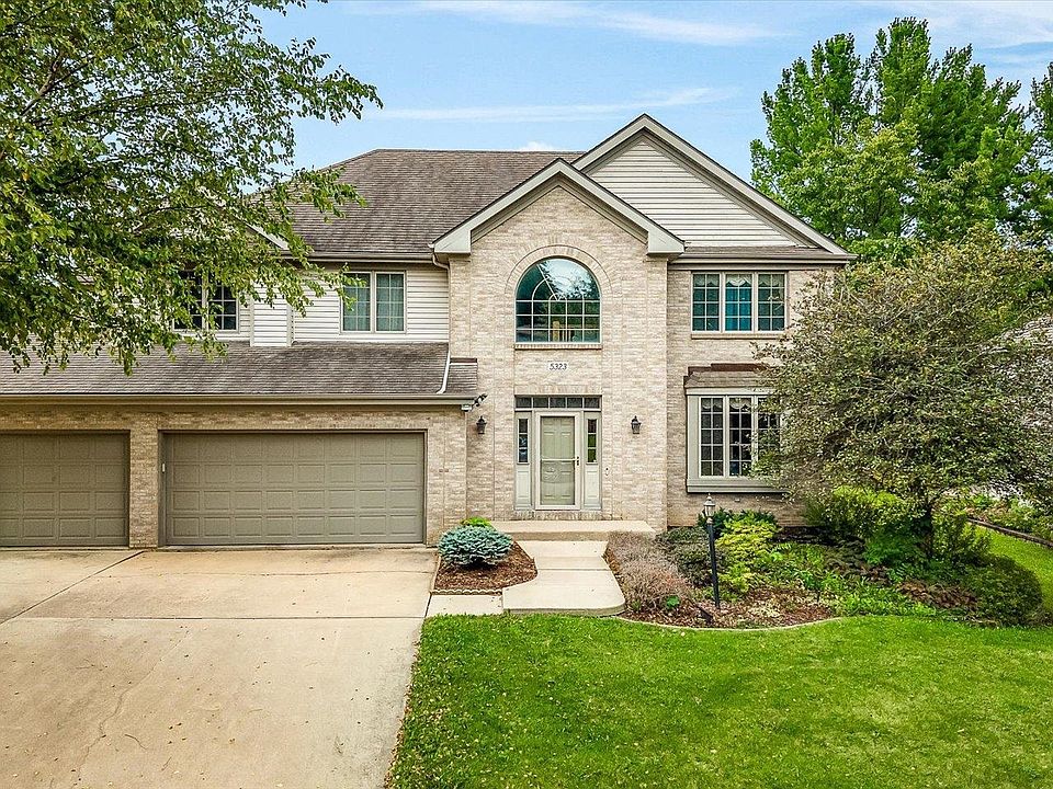 1st image of 5323 Regents Park Rd
