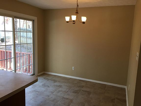 Dining area in kitchen