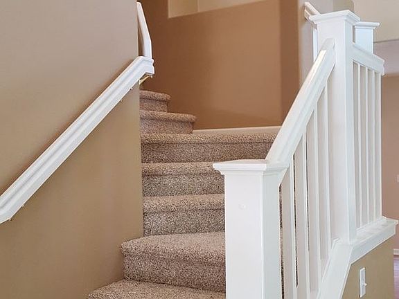 2nd image of 5762 Amberglen Ct