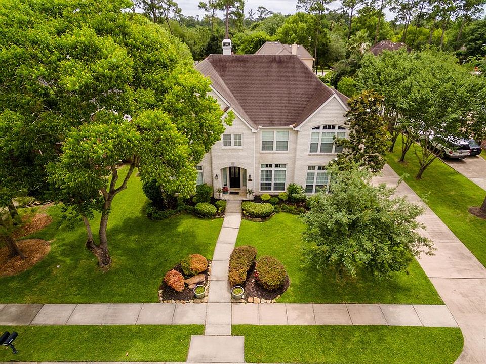 1st image of 803 Hidden Creek Ln