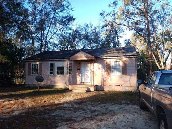 2422 Giddens Dr, Valdosta, GA 31602