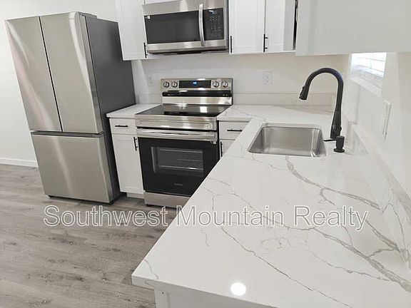 4th image of 7412 N 62nd Ave