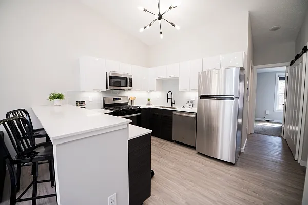 1 bed, 615 sqft, $1,399 — Photo 4