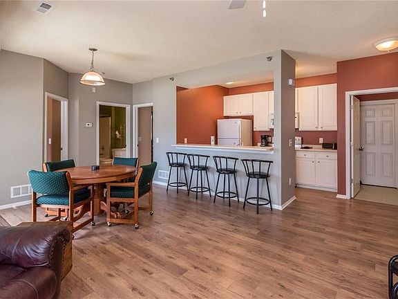 4th image of 8601 Westown Pkwy Unit 20101