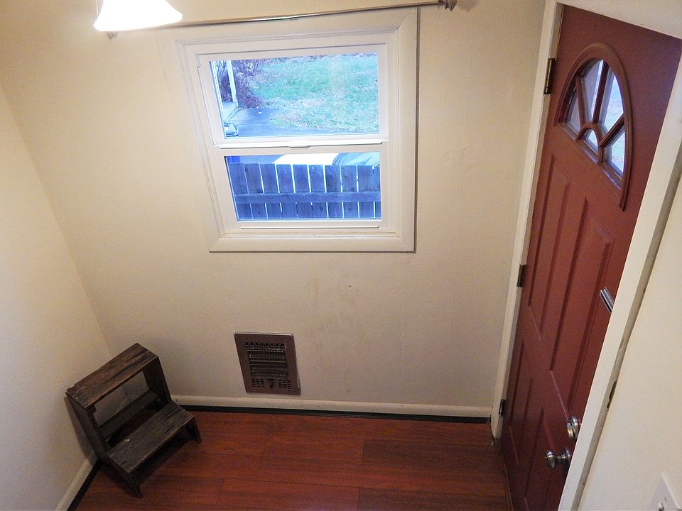 Front Entryway