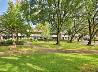 666 S Ripple Creek Dr #A, Houston, TX 77057